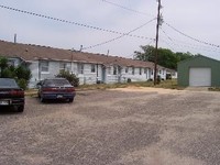 Pinewood Apartments in Cayce, SC - Foto de edificio - Building Photo