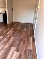 7919 Lake Ave, Unit 304 in Cleveland, OH - Building Photo