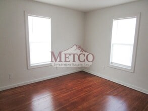 240 21st St in Springfield, OR - Building Photo - Building Photo