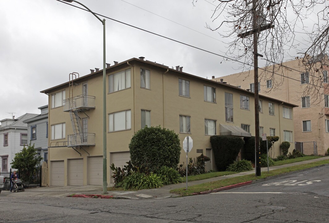 1811 6th Ave in Oakland, CA - Building Photo