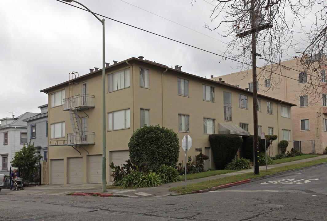 1811 6th Ave in Oakland, CA - Foto de edificio