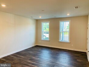 12884 Sunrise Ridge Aly in Herndon, VA - Building Photo - Building Photo