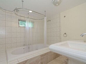 53 Winslow Ave, Unit 2 in Somerville, MA - Building Photo - Building Photo