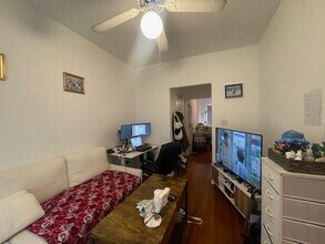 677.5 W Wrightwood Ave in Chicago, IL - Foto de edificio - Building Photo