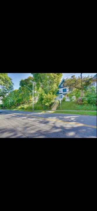 765 Westcott St in Syracuse, NY - Building Photo