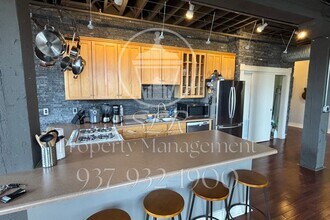 215 Ice Ave in Dayton, OH - Building Photo - Building Photo