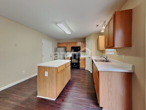 3345 Wiliton Way in High Point, NC - Building Photo - Building Photo