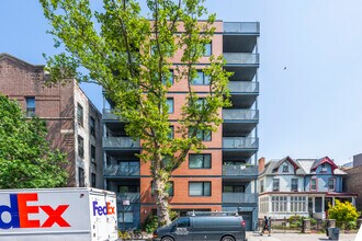 The Lawrence in Brooklyn, NY - Building Photo - Building Photo