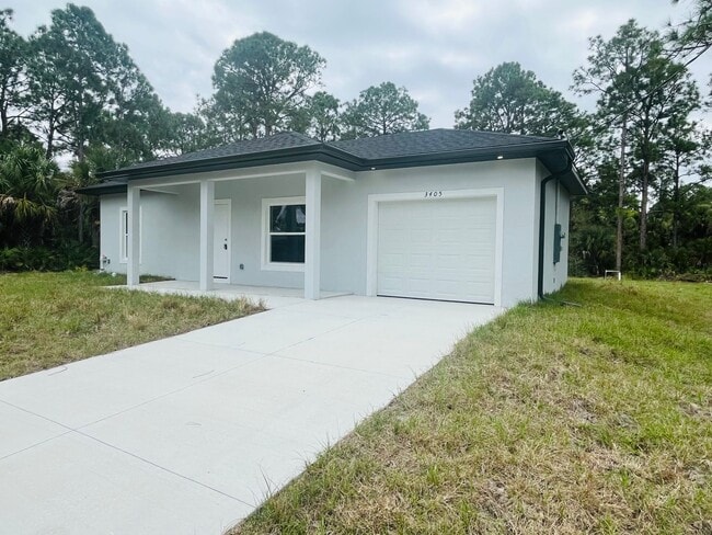 3405 49th St W in Lehigh Acres, FL - Building Photo - Building Photo