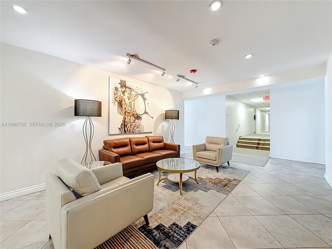 1350 River Reach Dr in Fort Lauderdale, FL - Building Photo - Building Photo