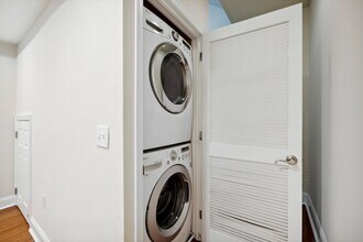 2001 N Cleveland St in Philadelphia, PA - Foto de edificio - Building Photo