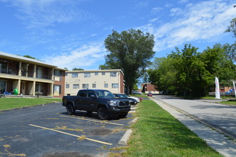 Raytown Garden Apartments in Raytown, MO - Building Photo - Building Photo