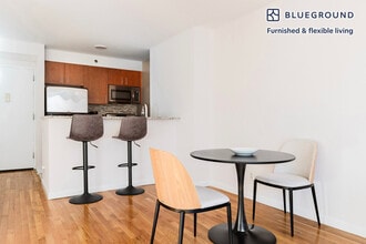 120 W 21st St in New York, NY - Building Photo - Building Photo