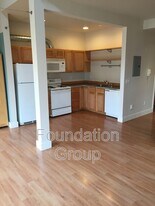 4038 Stone Way N in Seattle, WA - Building Photo