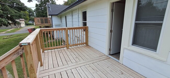 property at 105 S 12th St