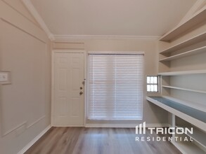 725 Villa Ridge Dr in Garland, TX - Building Photo - Building Photo