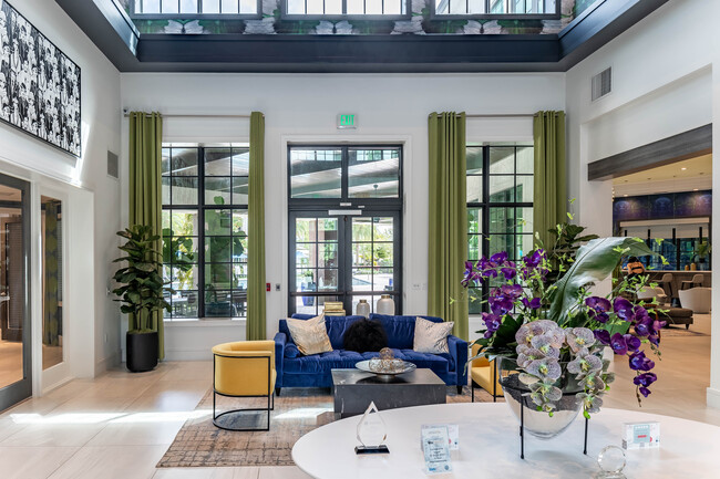 Atlantico at Aquabella in Hialeah, FL - Building Photo - Lobby