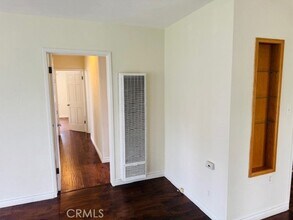 10717 Northgate St, Unit 117 in Culver City, CA - Foto de edificio - Building Photo