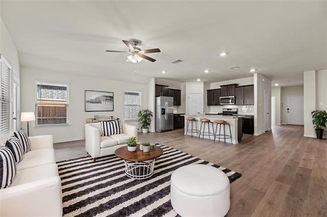 411 Revolution Rd in Fate, TX - Building Photo - Building Photo