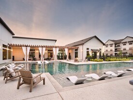 Citizen House Decker in Austin, TX - Building Photo