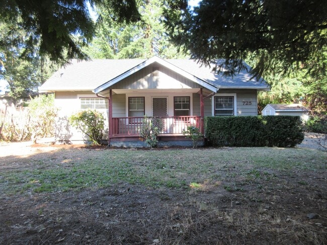 property at 725 Ratcliff Dr SE