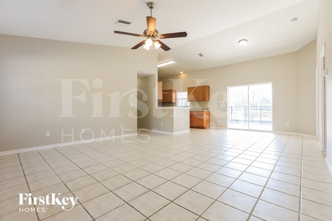 4517 Lovett Rd in North Port, FL - Building Photo - Building Photo