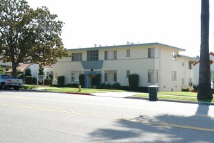 Wilson Terrace in Glendale, CA - Building Photo