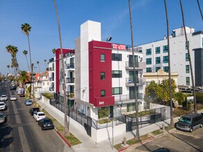 941 Fedora St in Los Angeles, CA - Building Photo - Building Photo