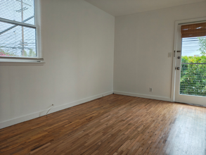 250 3rd Ave in Los Angeles, CA - Building Photo - Building Photo