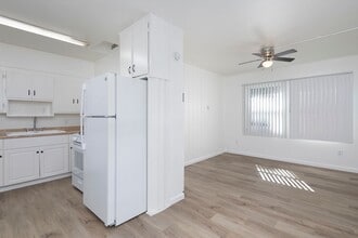 Aztec Lofts Apartments in San Diego, CA - Building Photo - Interior Photo