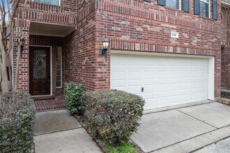 1518 Olive Park in Houston, TX - Building Photo - Building Photo