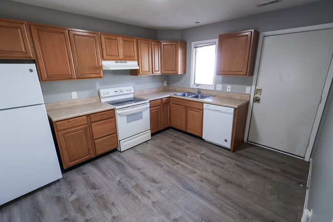 1335 N 20th St in Lincoln, NE - Building Photo - Building Photo