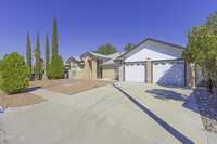 2266 Nancy McDonald Dr in El Paso, TX - Building Photo - Building Photo