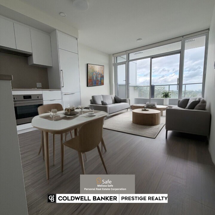 13675 107A Av in Surrey, BC - Building Photo