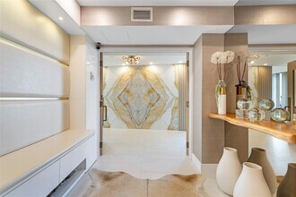 2200 N Ocean Blvd in Fort Lauderdale, FL - Foto de edificio - Building Photo