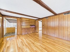 215 Stoney Lea Rd in Dedham, MA - Building Photo - Building Photo