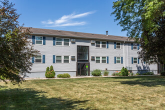 South Meadow in Ames, IA - Foto de edificio - Building Photo