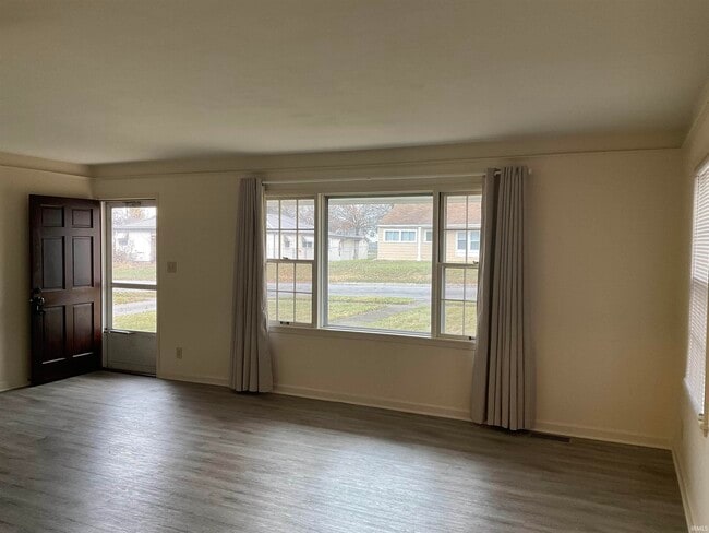 1329 Melrose Ave in Fort Wayne, IN - Building Photo - Building Photo