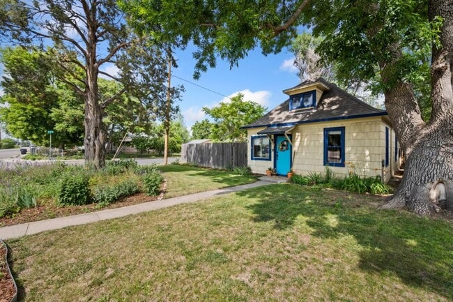 660 Madison Ave in Loveland, CO - Building Photo - Building Photo
