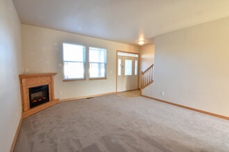 7006 Loren Pl in Yakima, WA - Building Photo - Building Photo