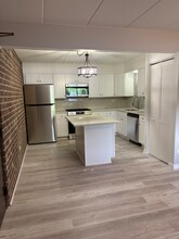 254 E Bailey Rd in Naperville, IL - Building Photo - Building Photo