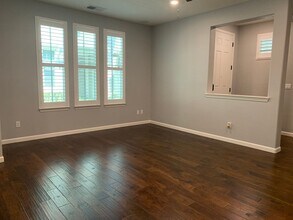 1025 Dennington Pl in Roseville, CA - Building Photo - Building Photo