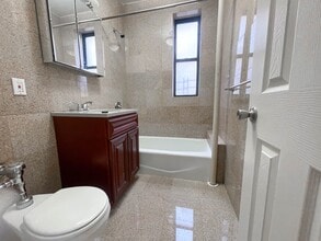 652 W 163rd St, Unit 53 in New York, NY - Building Photo - Building Photo