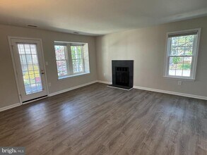 4529 28th Rd S-Unit -A in Arlington, VA - Building Photo - Building Photo