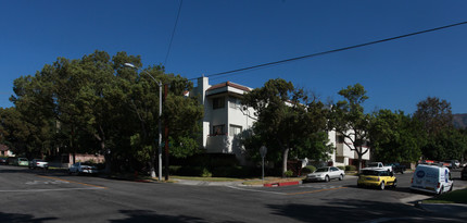 602 N 6th St in Burbank, CA - Building Photo - Building Photo