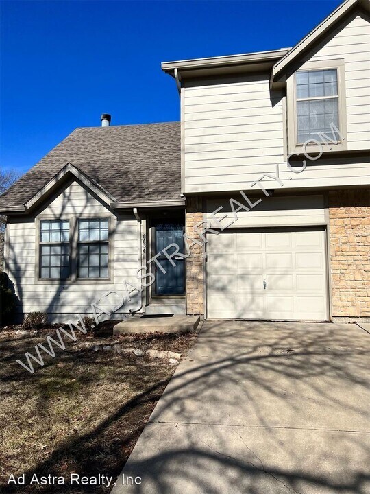 6715 W 149th Terrace Photo