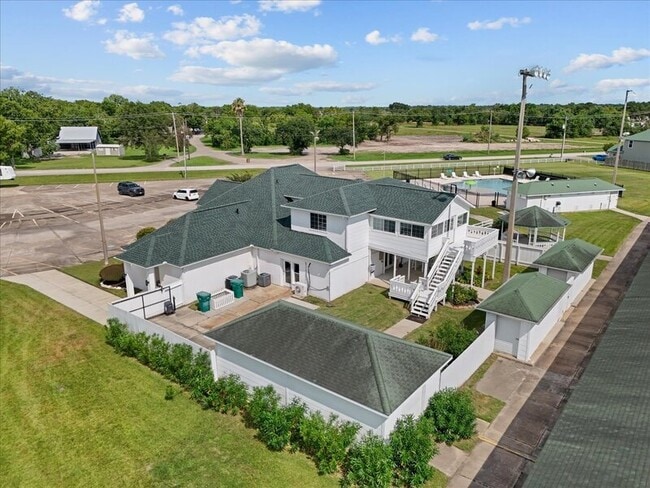 property at 2100 Caroline St