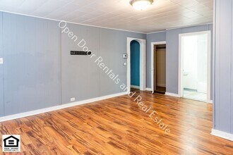 17425 IN-37-Unit -17425 State Road 37 unit 104 in Harlan, IN - Building Photo - Building Photo