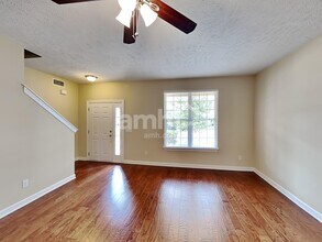 886 Daybreak Dr in Antioch, TN - Building Photo - Building Photo