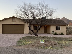 291 Camino Panama in Rio Rico, AZ - Building Photo - Building Photo